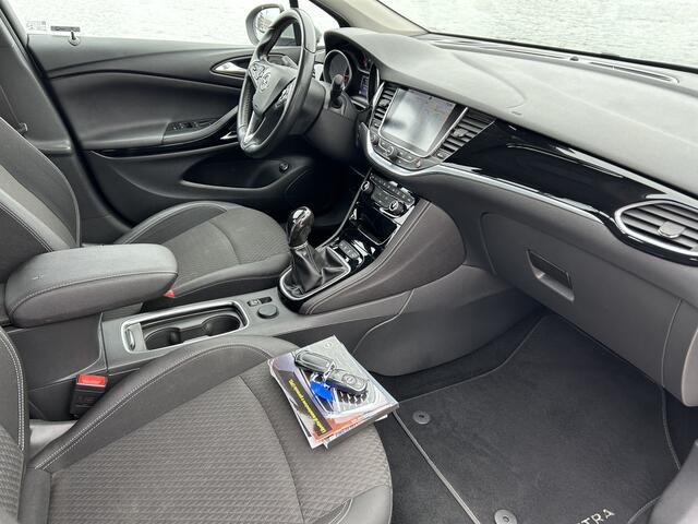 Opel ASTRA Sports Tourer 1.4 Innovation airco/ecc navi apk keurige auto