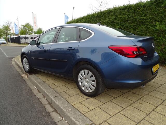 Opel ASTRA 1.4 TURBO EDITION-6634 Km-Navi-Cruise-Clima-Pdc