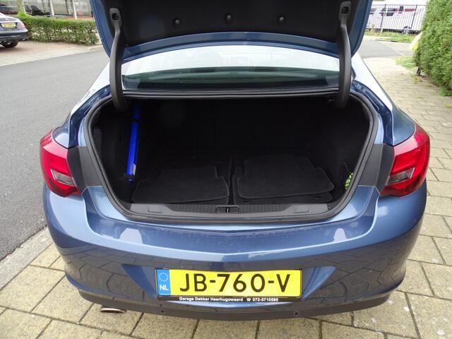 Opel ASTRA 1.4 TURBO EDITION-6634 Km-Navi-Cruise-Clima-Pdc