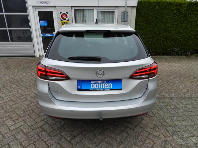 Opel ASTRA Sports Tourer 1.2 Elegance Trekhaak - Park Camera - Park sens. V & A - Apple Carplay - LED koplampen - Dodehoekdetectie - Automatisch grootlicht