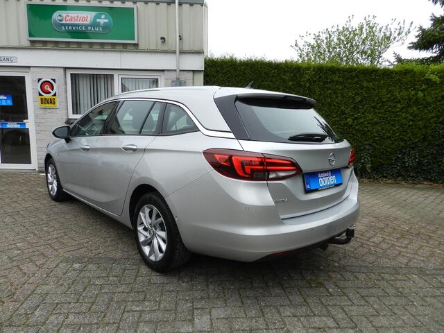 Opel ASTRA Sports Tourer 1.2 Elegance Trekhaak - Park Camera - Park sens. V & A - Apple Carplay - LED koplampen - Dodehoekdetectie - Automatisch grootlicht