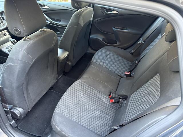 Opel ASTRA Sports Tourer 1.0 Edition / AIRCO / NAVI / CRUISE