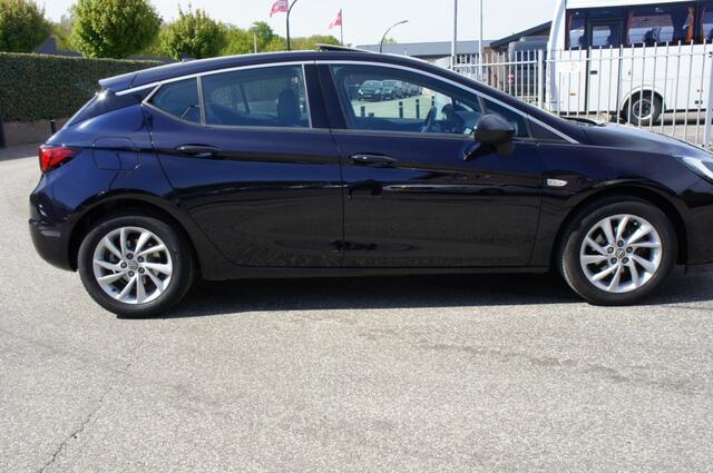 Opel ASTRA 1.4 T. INNOVATION TREKHAAK/SCHUIFKANTELDAK/NAVI/CAMERA PERFECTE