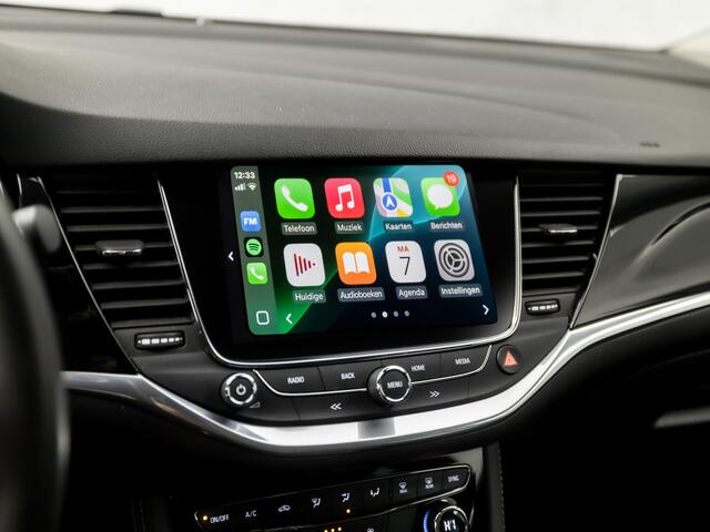 Opel ASTRA Sports Tourer 1.0 Innovation Sport (APPLE CARPLAY, GROOT NAVI, CLIMATE, LEDER, GETINT GLAS, SPORTSTOELEN, CAMERA, LM VELGEN, LED KOPLAMPEN, NIEUWSTAAT)