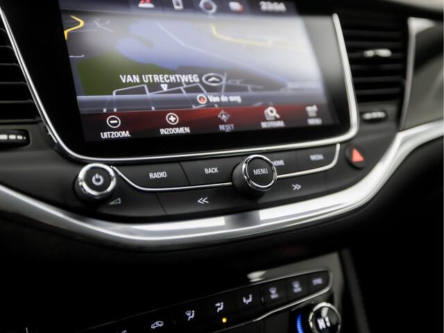 Opel ASTRA Sports Tourer 1.0 Innovation Sport (APPLE CARPLAY, GROOT NAVI, CLIMATE, LEDER, GETINT GLAS, SPORTSTOELEN, CAMERA, LM VELGEN, LED KOPLAMPEN, NIEUWSTAAT)