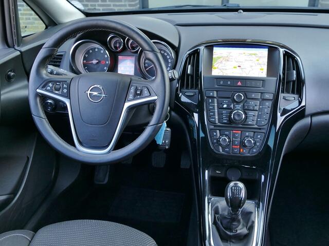 Opel ASTRA Sports Tourer 1.4 Turbo Sport + | Xenon | navigatie | stoelverwarming