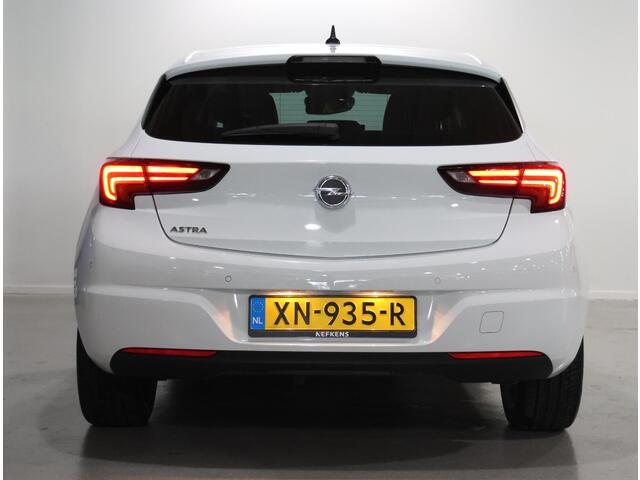 Opel ASTRA 150pk Turbo Innovation | 1ste eigenaar | UNIEK!! | LEER | Winterpakket | Camera | LEDmatrix | AGR stoelen | Trekhaak | 17"LMV
