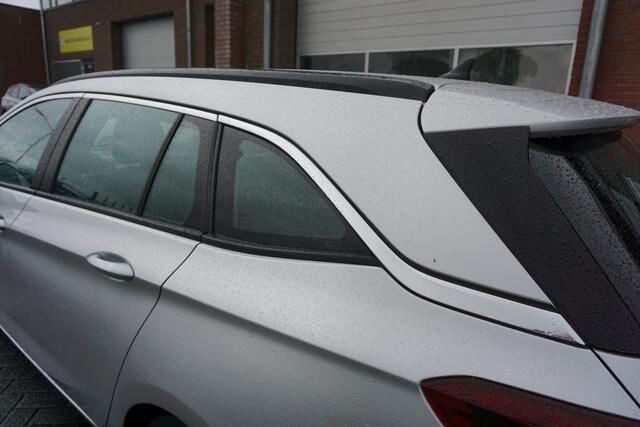 Opel ASTRA Sports Tourer 1.0 BUSINESS+ ORIGINEEL NEDERLANDS NAVIGATIE ANDROID/APPLECARPLAY TREKHAAK ECC AIRCO CRUISECONTROL PARKEERSENSOREN V+A BLUETOOTH CHROOM 4X ELECTR.RAMEN/SPIEGELS