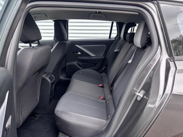 Opel ASTRA ST 1.6 Turbo 180pk HYbrid e-EAT8 | TREKHAAK | ADEPTIVE CRUISE | 180° CAMERA | DRAADLOOS LADEN | 17 INCH | FULL LED | ISOFIX |