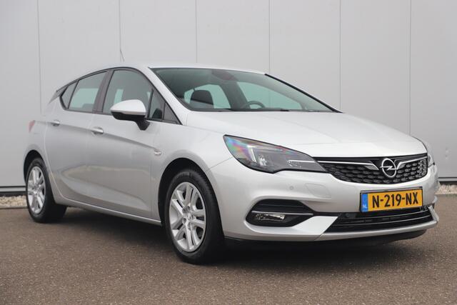 Opel ASTRA 1.2 Blitz Elegance 110PK Trekhaak Navigatie Achteruitrijcamera Carplay Android Airco Cruise Control