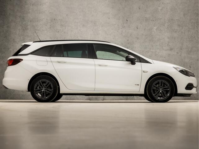 Opel ASTRA Sports Tourer 1.2 Design & Tech (APPLE CARPLAY, NAVIGATIE, CAMERA, CLIMATE, GETINT GLAS, SPORTSTOELEN, PARKEERSENSOREN, LED KOPLAMPEN, NIEUWE APK, NIEUWSTAAT)