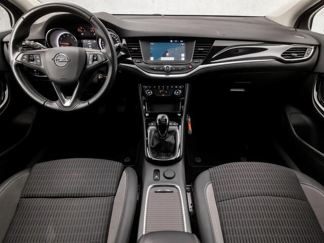 Opel ASTRA Sports Tourer 1.2 Design & Tech (APPLE CARPLAY, NAVIGATIE, CAMERA, CLIMATE, GETINT GLAS, SPORTSTOELEN, PARKEERSENSOREN, LED KOPLAMPEN, NIEUWE APK, NIEUWSTAAT)