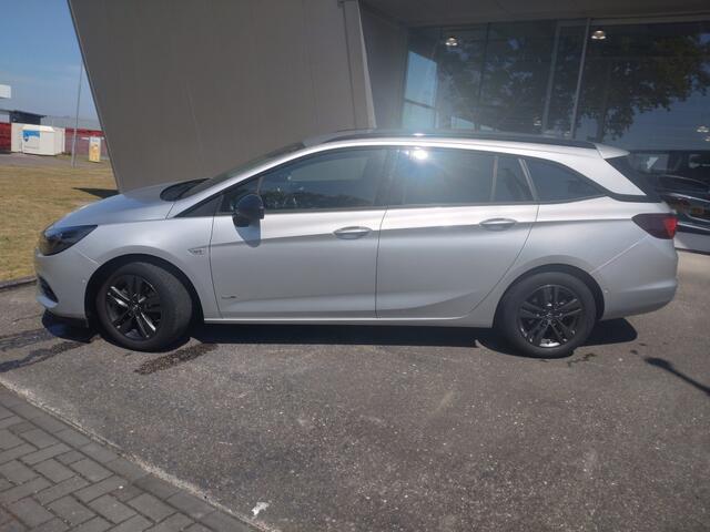 Opel ASTRA 1.2 Design&Tech