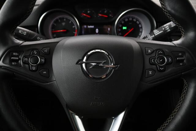 Opel ASTRA 1.4 Turbo Innovation | Stoel & stuurverwarming | Camera | Carplay | Matrix LED | Trekhaak | Comfortstoelen | Keyless | Navigatie