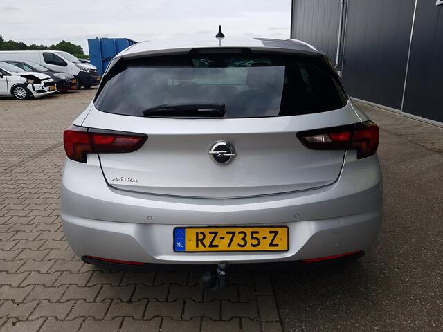 Opel ASTRA 1.6 CDTI Business+