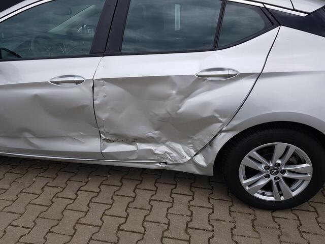 Opel ASTRA 1.6 CDTI Business+