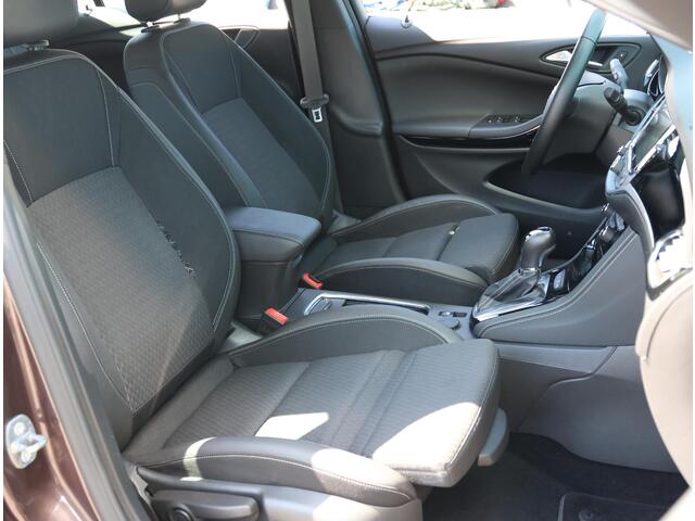 Opel ASTRA ST 150pk Turbo Innovation | 1ste eigenaar | Winterpakket | Camera | AGR stoelen | Electrische klep | AUTOMAAT