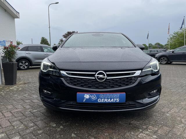 Opel ASTRA 1.4 Innovation | Navigatie, Cruise controle, Lederenbekleding best. stoel elektrisch verstelbaar, Stuur verwarming, Stoelverwarming en ventilatie, Camera