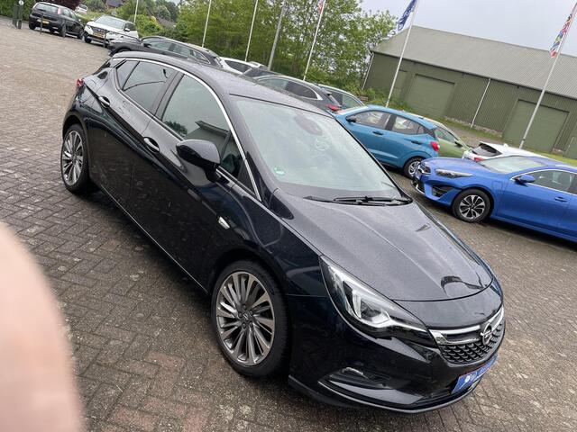 Opel ASTRA 1.4 Innovation | Navigatie, Cruise controle, Lederenbekleding best. stoel elektrisch verstelbaar, Stuur verwarming, Stoelverwarming en ventilatie, Camera