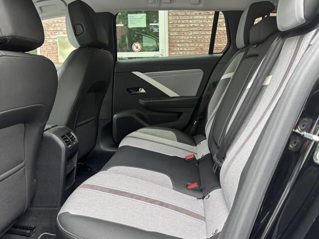 Opel ASTRA ST Elegance 1.6 Turbo 180pk HYbrid e-EAT8 | BLACK PACK | NAVI PRO | AGR-STOEL | WINTER PACK | FULL LED | ADAPTIVE CRUISE | KEYLESS START | ISOFIX |