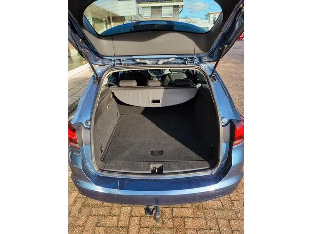 Opel ASTRA Sports Tourer 1.0 Online Edition