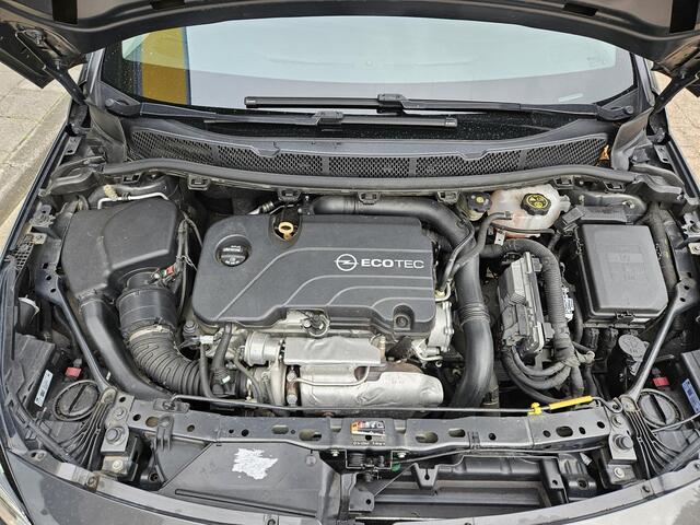 Opel ASTRA 1.4 Turbo