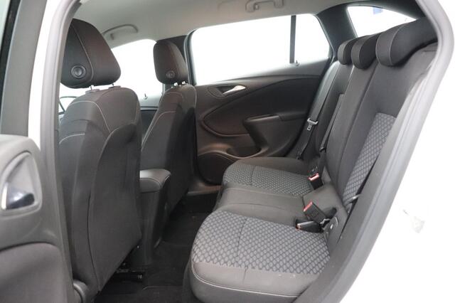 Opel ASTRA 1.4 Turbo Sports Tourer Business - Navi, CarPlay