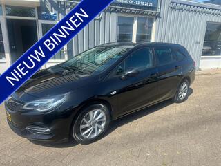 opel-astra-sports-tourer-1.2-busine