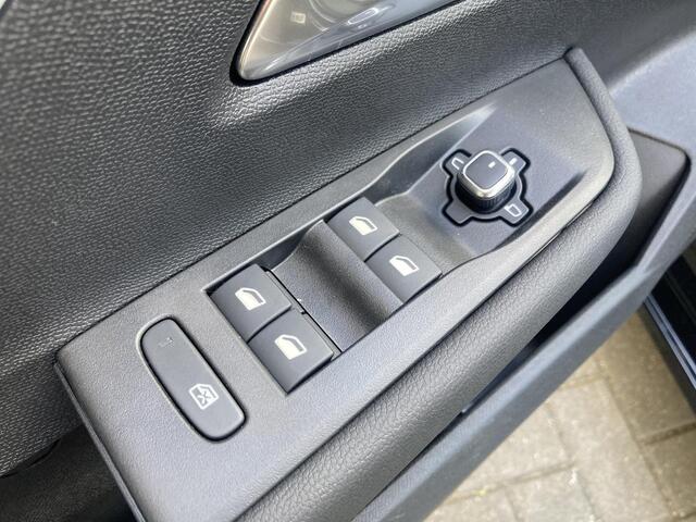 Opel ASTRA Sports Tourer 1.2 Turbo Hybrid Business Edition 145 pk | Navigatie | Achteruitrijcamera | Parkeersensoren | 17" lichtmetalen velgen | Keyless Entry + Start | Cruise control adaptief |