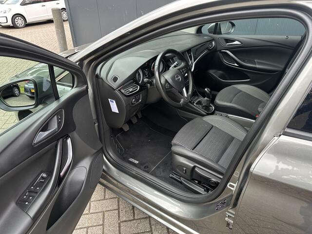 Opel ASTRA Sports Tourer 1.2 Business Elegance | Navigatie | Trekhaak | Cruise