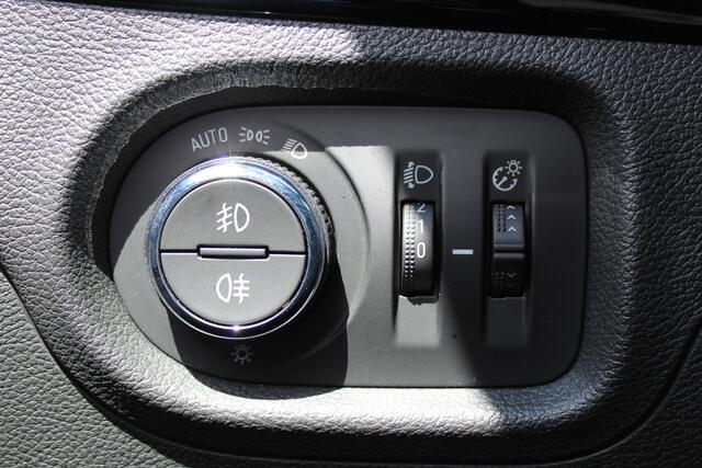 Opel ASTRA Sports Tourer 1.2 110pk Elegance Climate control , Camera , Cruise control , Stoel en stuur verwarming Bluetooth , LED dagrijverlichting ,