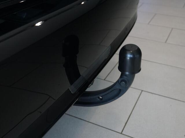 Opel ASTRA Sports Tourer 1.6 Turbo Plug In Hybrid GSe