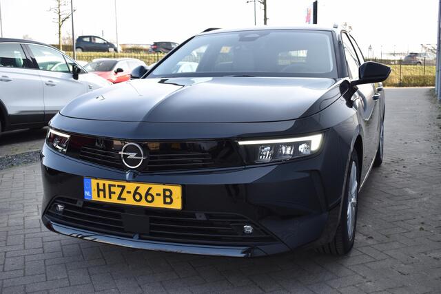 Opel ASTRA Sports Tourer 1.2 Turbo Business Edition NAVI / CAMERA / PDC