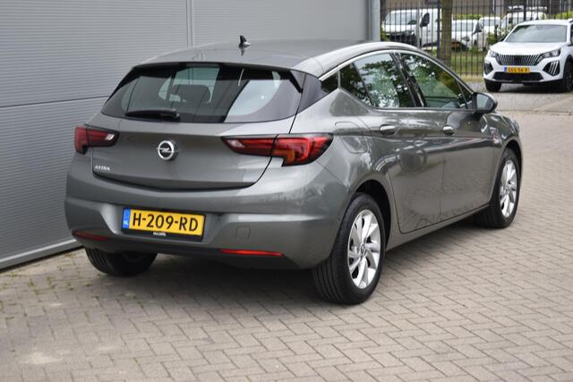 Opel ASTRA 1.2 Elegance NAVIGATIE / CAMERA / ECC