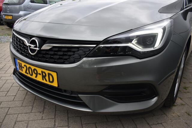 Opel ASTRA 1.2 Elegance NAVIGATIE / CAMERA / ECC