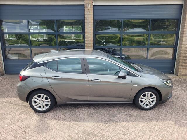 Opel ASTRA 1.0 Turbo Online Edition Trekhaak, camera, navigatie enz