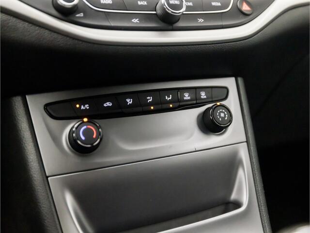 Opel ASTRA Sports Tourer 1.0 Sport (APPLE CARPLAY, GROOT NAVI, GETINT GLAS, TREKHAAK, PARKEERSENSOREN, SPORTSTOELEN, CRUISE, LM VELGEN, NIEUWE APK, NIEUWSTAAT)
