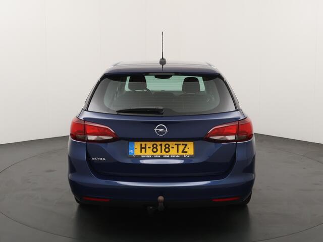 Opel ASTRA 1.2 Launch Ed.