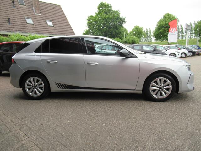 Opel ASTRA 1.2 Edition | Clima-Airco | Android Auto | Parkeersensoren | Incl. BOVAG Garantie |
