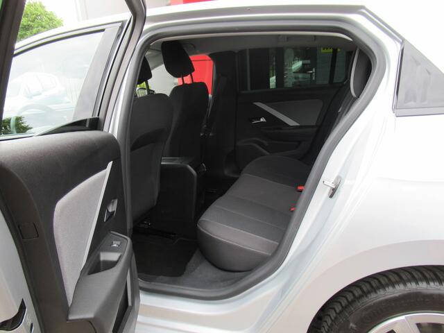Opel ASTRA 1.2 Edition | Clima-Airco | Android Auto | Parkeersensoren | Incl. BOVAG Garantie |