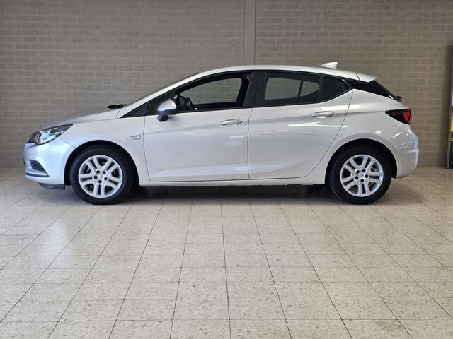 Opel ASTRA 1.0 Online Ed.