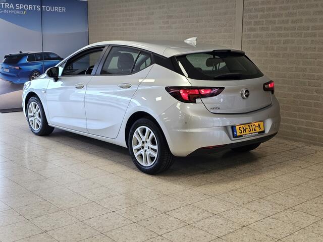 Opel ASTRA 1.0 Online Ed.
