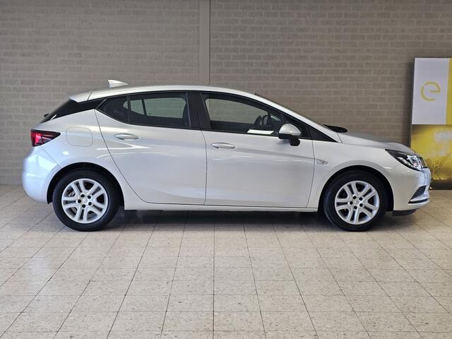 Opel ASTRA 1.0 Online Ed.
