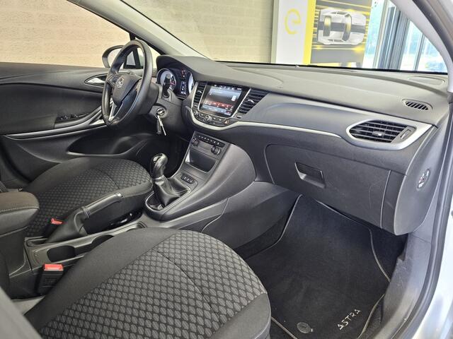 Opel ASTRA 1.0 Online Ed.