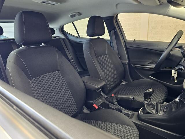 Opel ASTRA 1.0 Online Ed.