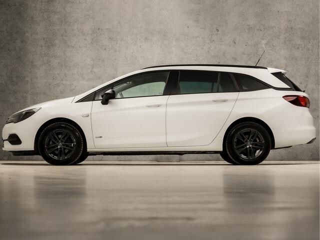 Opel ASTRA Sports Tourer 1.2 Design & Tech (APPLE CARPLAY, GROOT NAVI, CAMERA, ADAPTIVE CRUISE, LEDER, GETINT GLAS, SPORTSTOELEN, LED KOPLAMPEN, CRUISE, PARKEERSENSOREN, NIEUWE APK, NIEUWSTAAT)