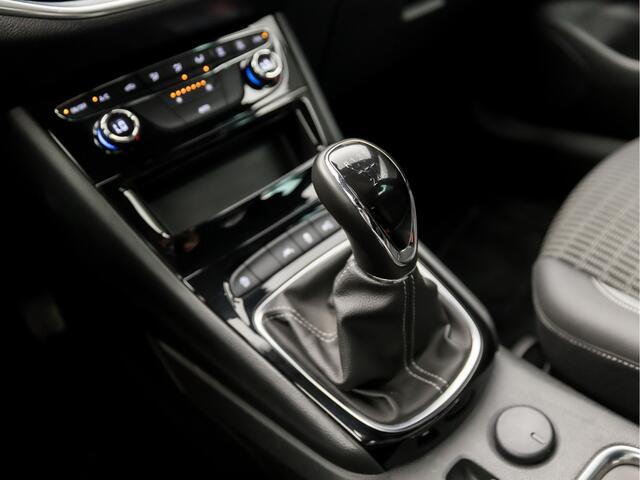 Opel ASTRA Sports Tourer 1.2 Design & Tech (APPLE CARPLAY, GROOT NAVI, CAMERA, ADAPTIVE CRUISE, LEDER, GETINT GLAS, SPORTSTOELEN, LED KOPLAMPEN, CRUISE, PARKEERSENSOREN, NIEUWE APK, NIEUWSTAAT)