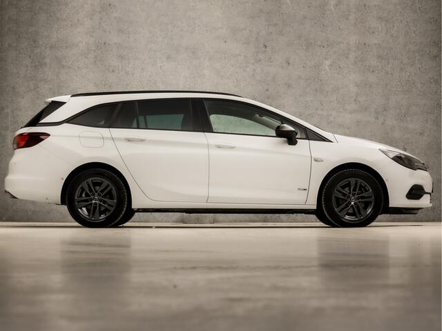 Opel ASTRA Sports Tourer 1.2 Design & Tech (APPLE CARPLAY, NAVIGATIE, CAMERA, LEDER, GETINT GLAS, SPORTSTOELEN, PARKEERSENSOREN, NIEUWE APK, CRUISE, NIEUWSTAAT)