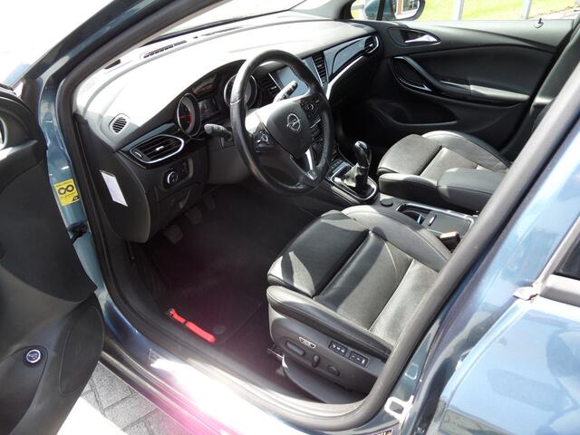 Opel ASTRA Sports Tourer Innovation Full Options