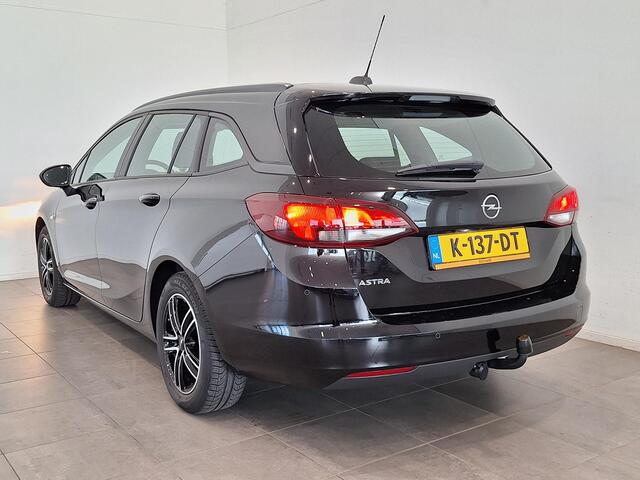Opel ASTRA Sports Tourer 1.2 Business Edition | Trekhaak | Navigatie | Climate Control | Cruise Control | Lichmtalen velgen 16" | Apple Carplay/Android Auto